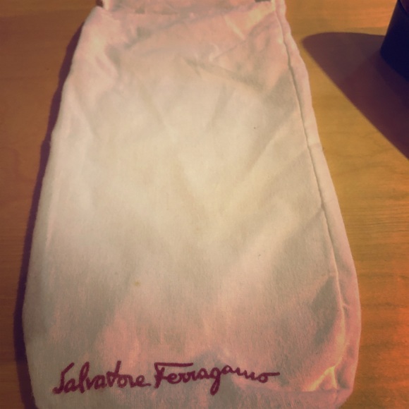 Salvatore Ferragamo patent leather pumps size 7 - Picture 1 of 4